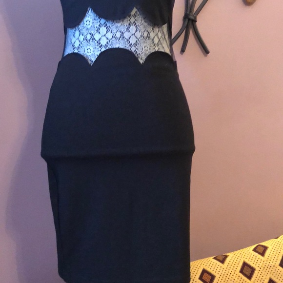[MISSGUIDED] Black Dress See-Through Panels Size 6 - Picture 3 of 5